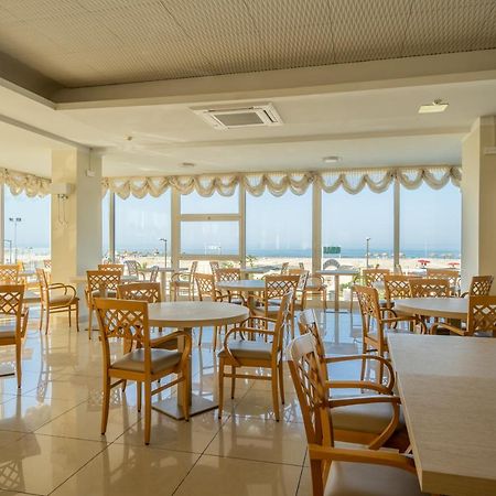 Hotel Astor Rimini Dış mekan fotoğraf