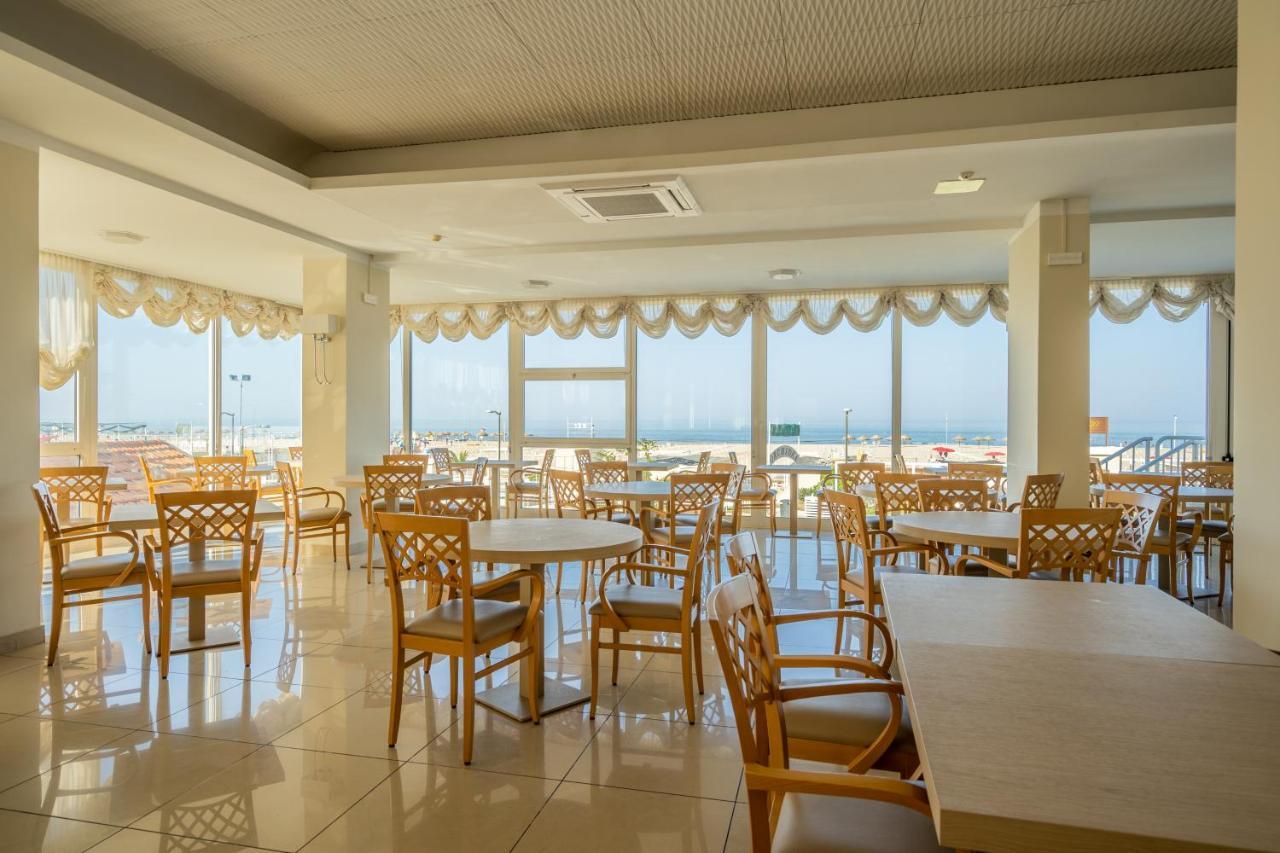 Hotel Astor Rimini Dış mekan fotoğraf