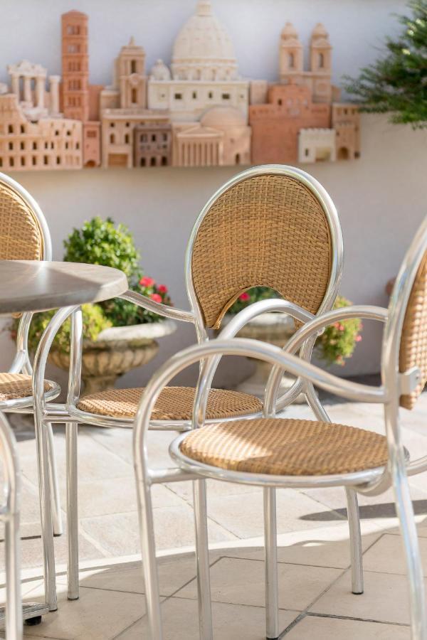 Hotel Astor Rimini Dış mekan fotoğraf